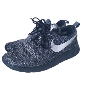 Nike Roshe One Flyknit Women's Size 7 Black White Athletic Sneaker Shoes